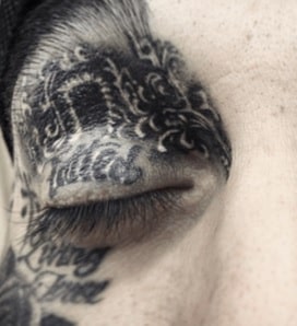 eyelids tattoo for men