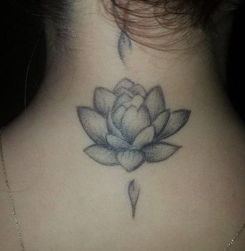 on the neck for women tattoo 